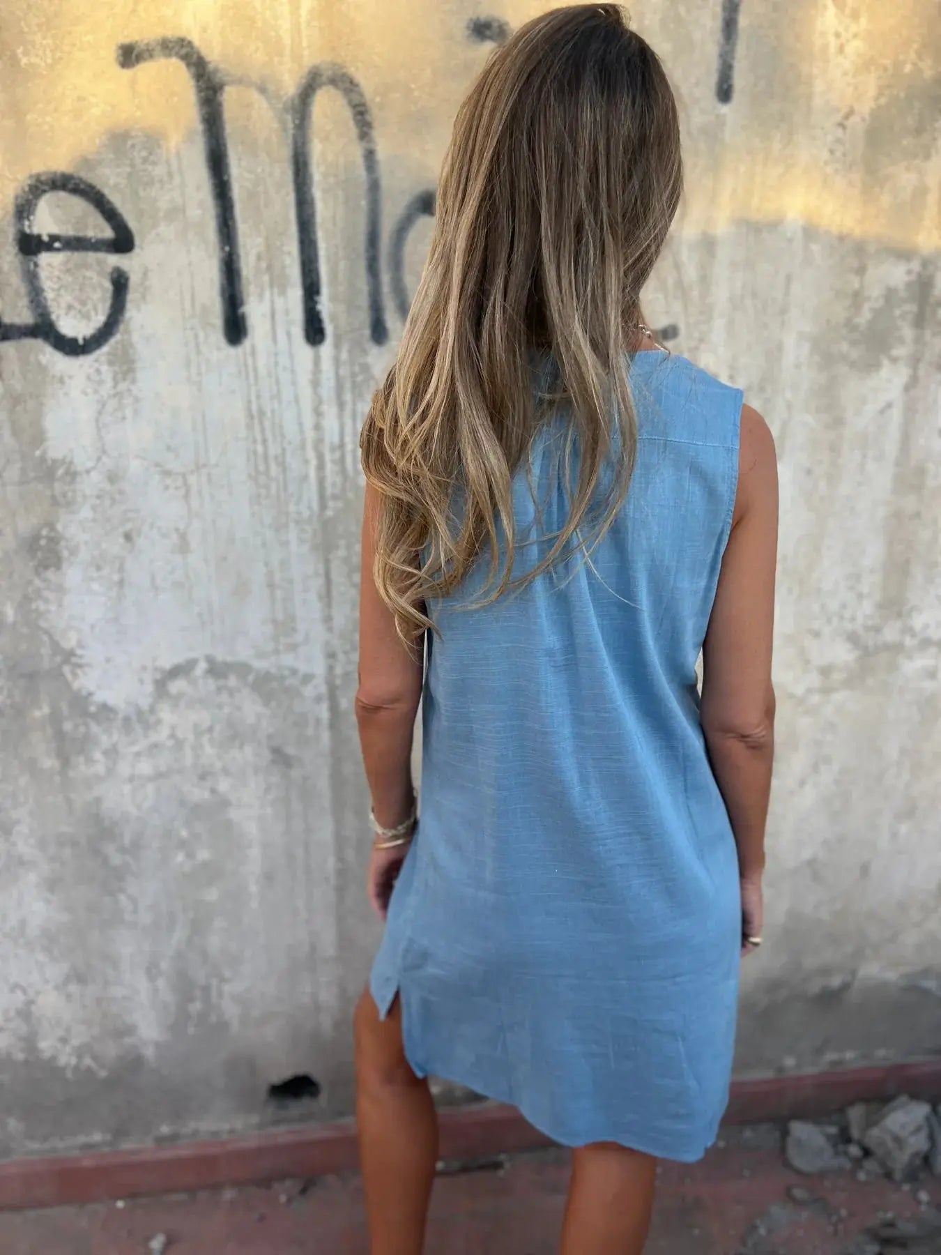 Vestido Charlotte – Sofisticação Europeia em Cada Detalhe - Linho Premium (Leve e Soltinho)